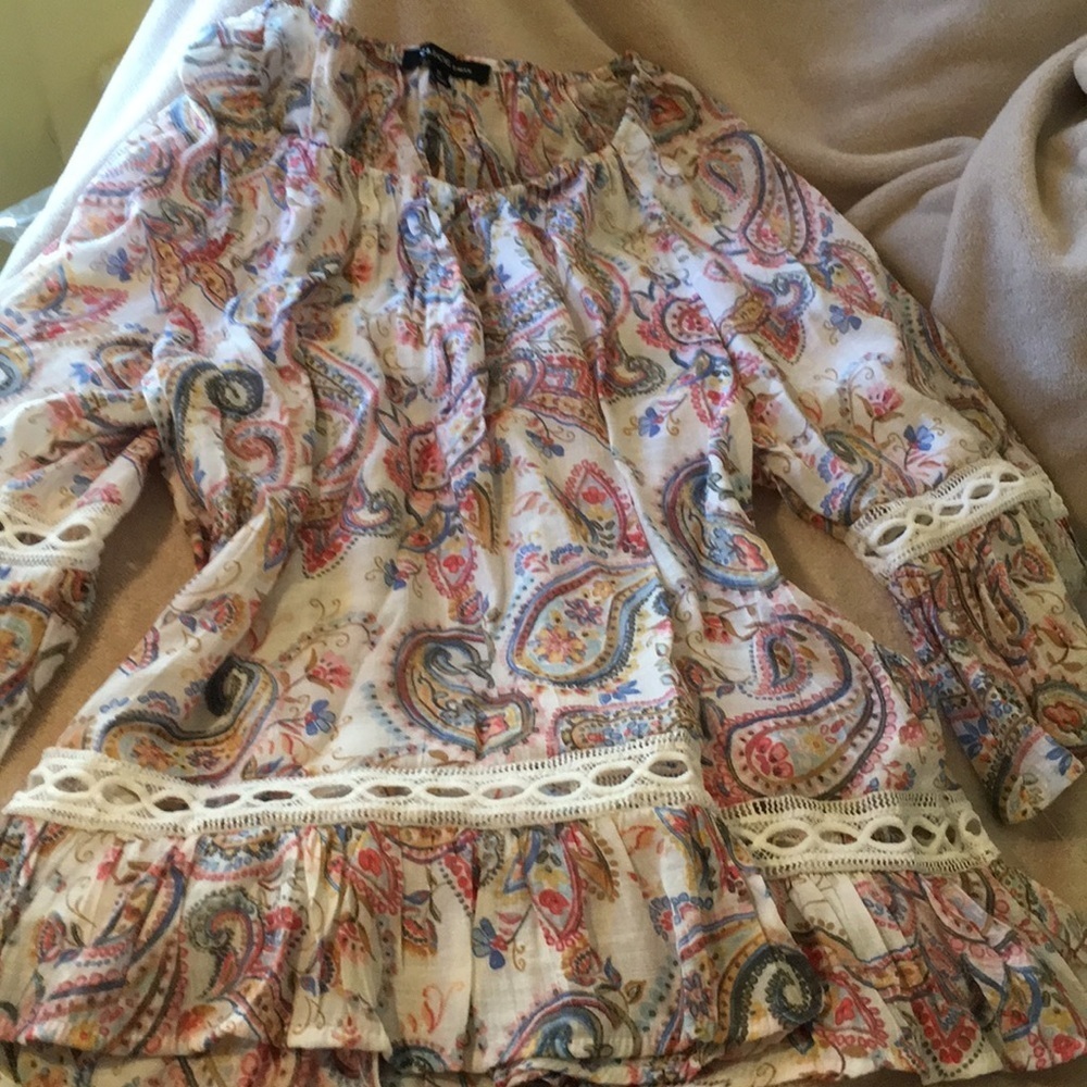 # NWT Zac & Rachel 2X Paisley Peasant Blouse